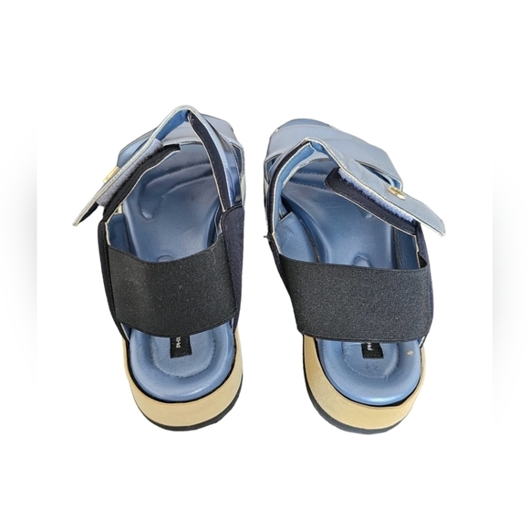 Flat Sundals Phillipe Model Paris light and cushioned metallic blue. Sz 37. New - Picture 2 of 8